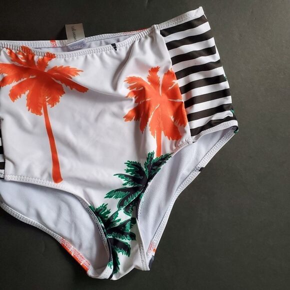 Blooming Jelly Palm Tree Bikini Bottom - Picture 3 of 7